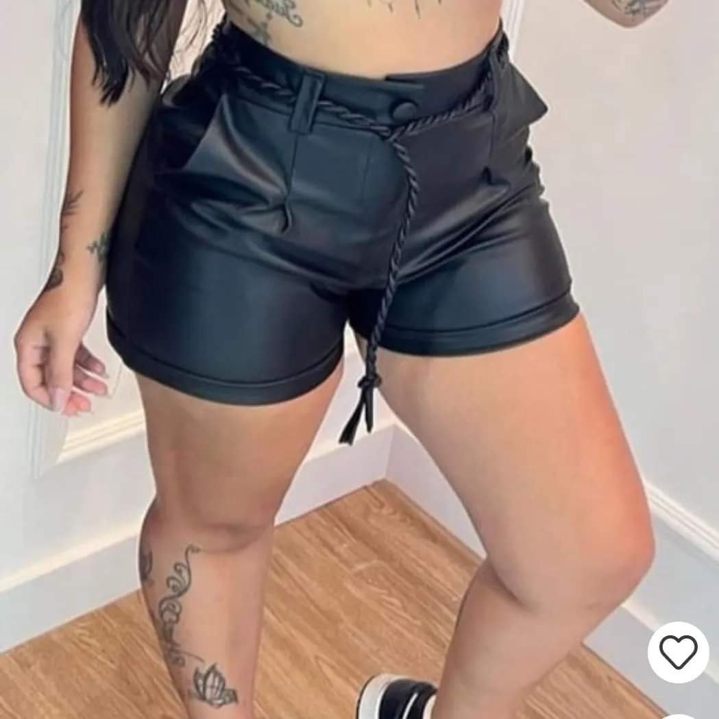 SHORT FEMININO COURO ECOLÓGICO CINTO CORDA